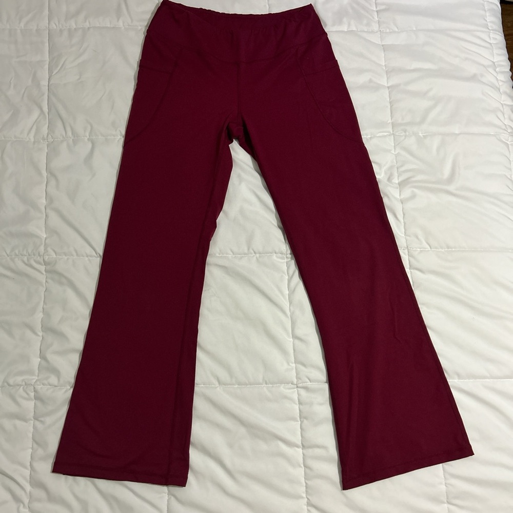 yoga pants